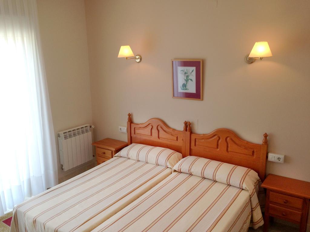 Hotel Casa Portuguesa Meano Room photo